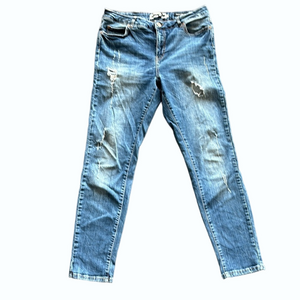 Sz30 Noisy May Kim Loose Fit Destroyed denim in Medium blue wash VGUC